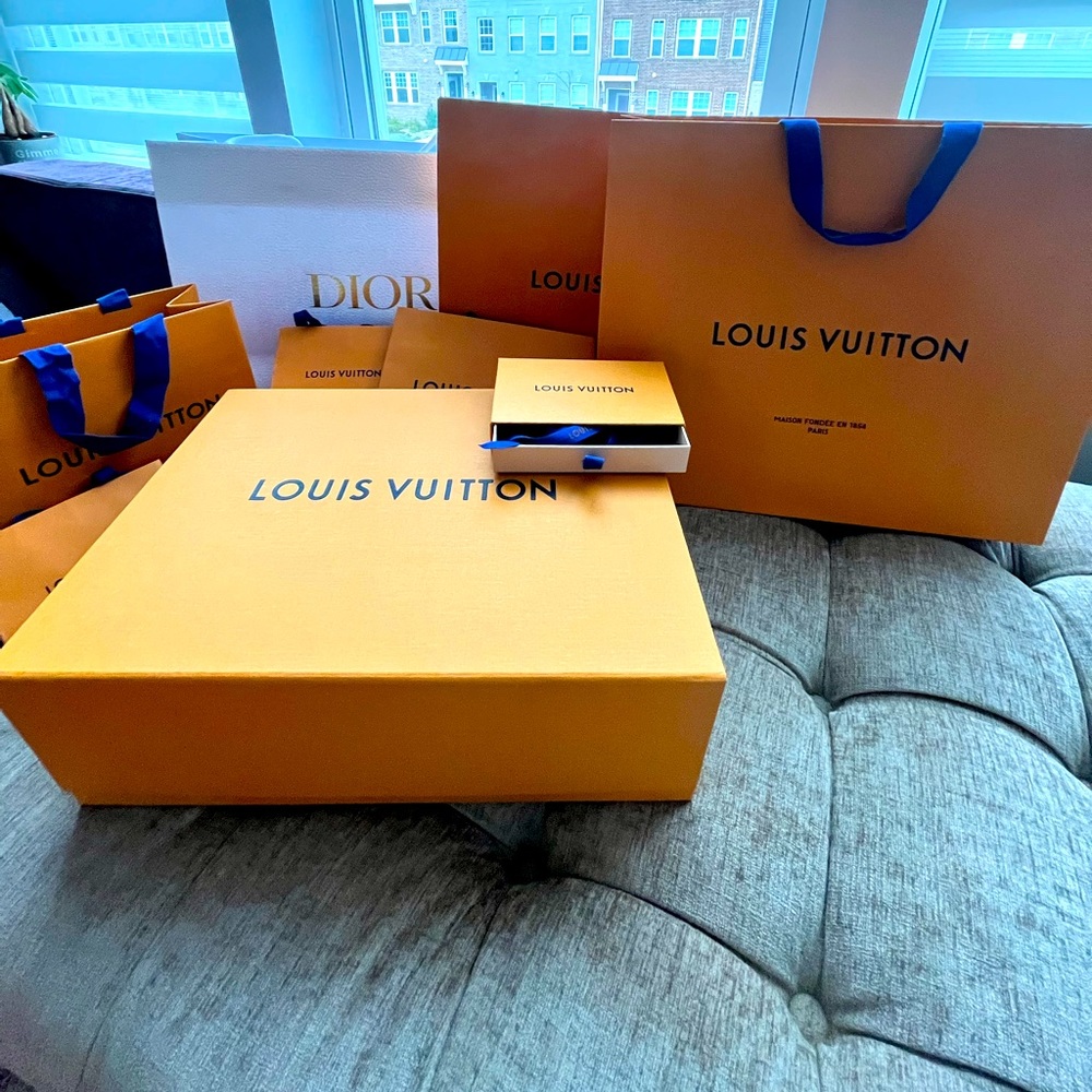 Multiple Brands and size authentic shopping bags